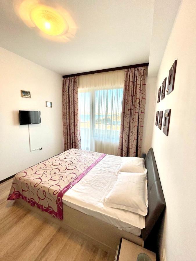 Appartement Aqua Vista Fratelli - Vedere Top La Mare Si Lac - Summerland à Mamaia Extérieur photo