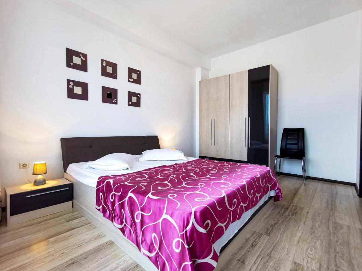 Appartement Aqua Vista Fratelli - Vedere Top La Mare Si Lac - Summerland à Mamaia Extérieur photo